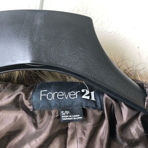 Forever 21 Fur Collar Coat Size S/P - Picture 2 of 6